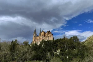 Basílica de Santa María la Real de Covadonga