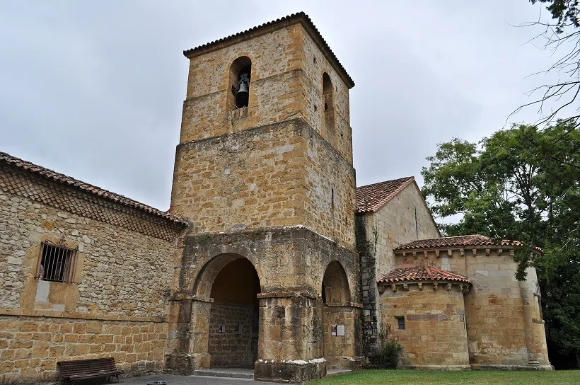 Monasterio de San Pedro de Villanueva (Foto de Wamba Wambez)