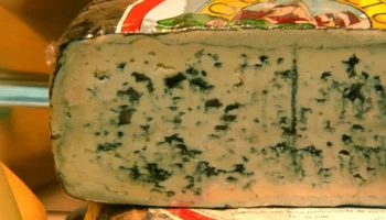 Cueva del Queso de Cabrales: experiencia única en Asturias