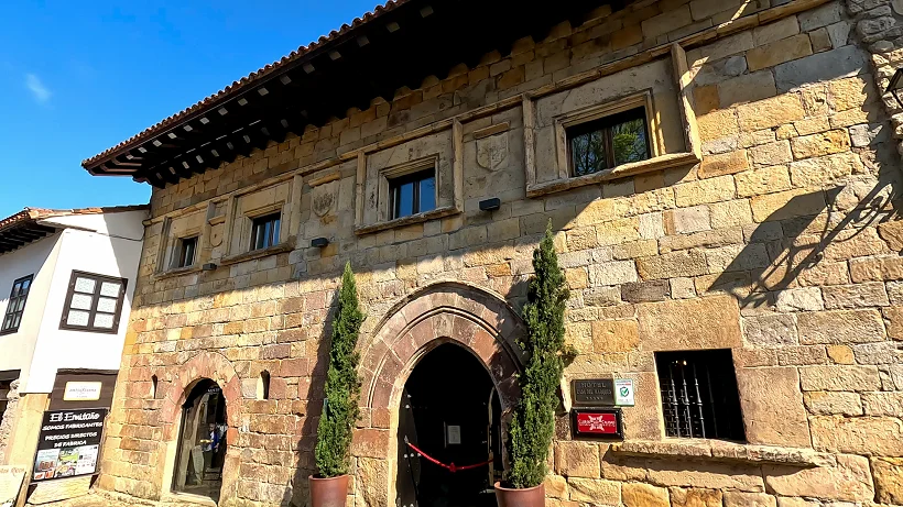 Casa de Leonor de La Vega