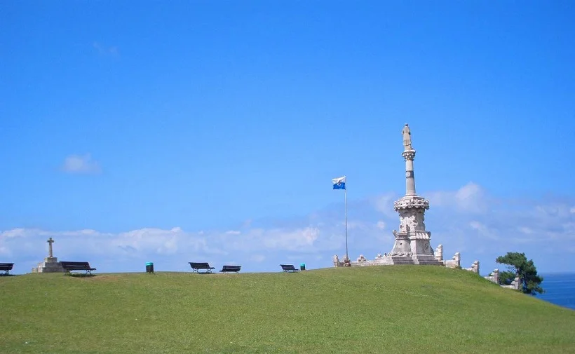 Mirador y Monumento al Marqués de Comillas