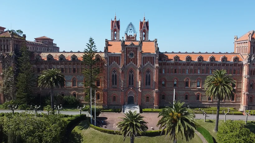 Universidad Pontificia de Comillas