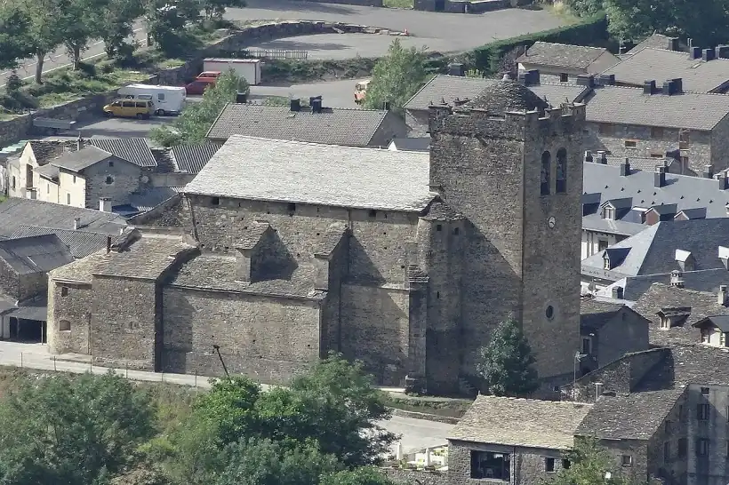 Iglesia de San Pedro de Broto