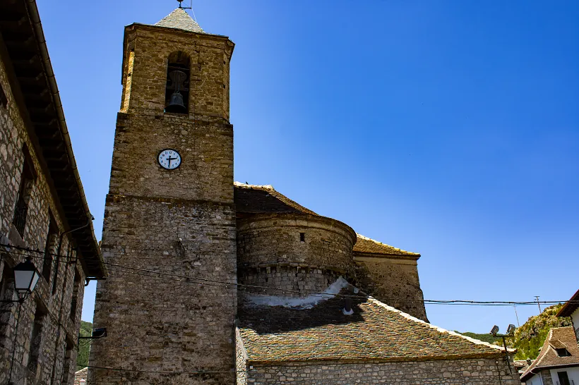 Iglesia de San Martín de Hecho