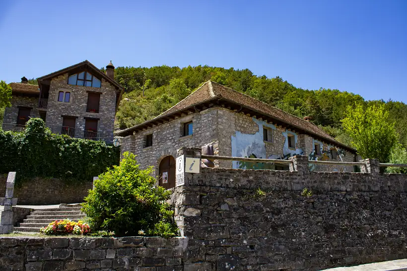 Oficina de Turismo Hecho, Huesca