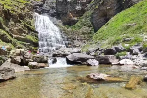 Cascada Cola de Caballo
