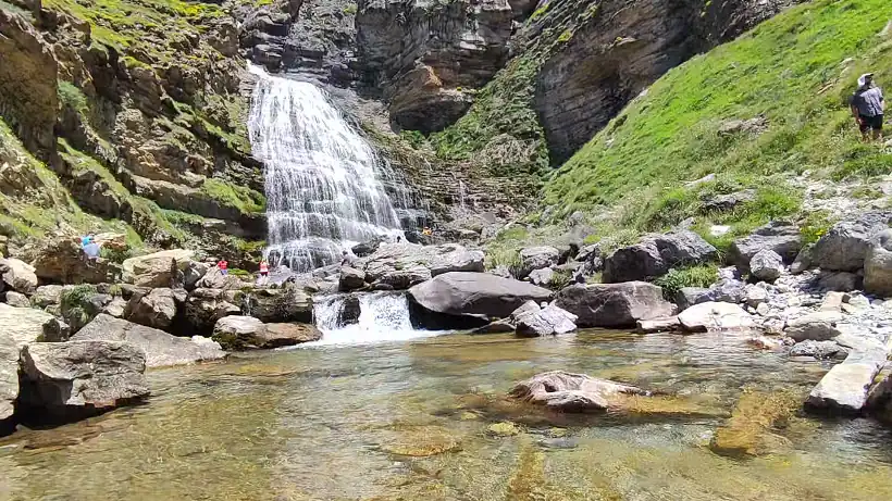 Cascada Cola de Caballo