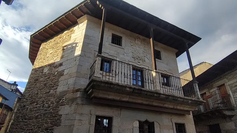 Casa del Obispo de Puebla de Sanabria