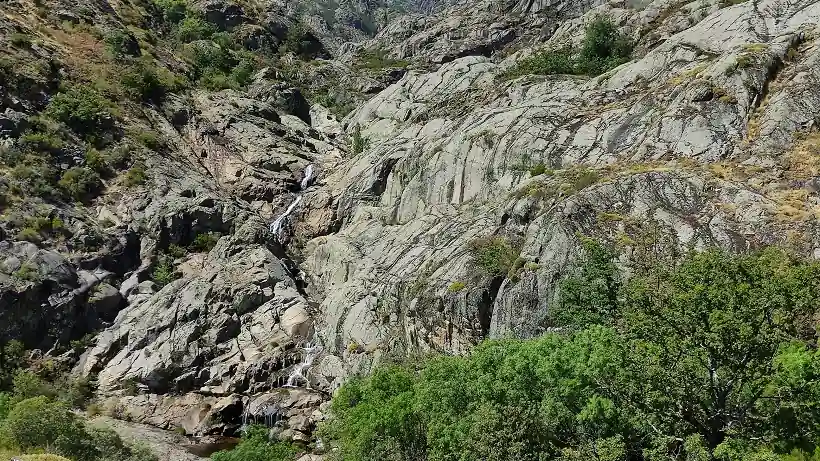 Cascada antes de la Cueva de San Martín