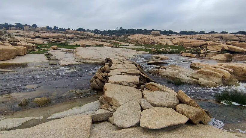 Puente cerca de la Cascada de Salce